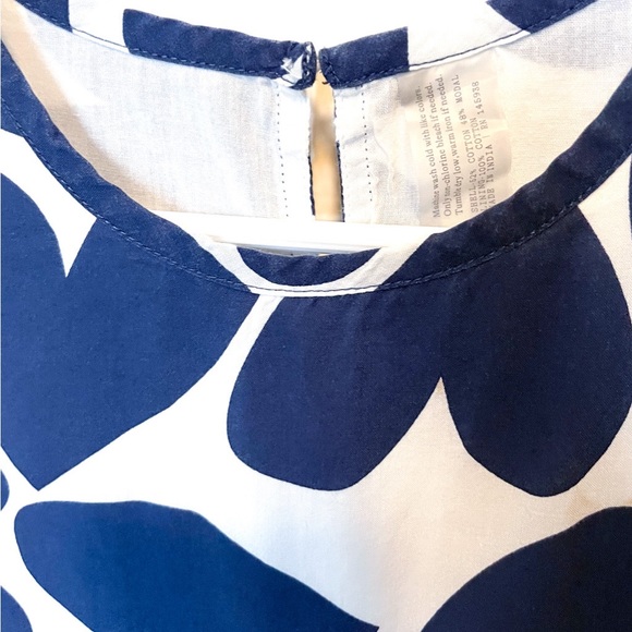 Darling Navy Cutout Hearts Primary Girls Dress, Size 6/7 - Picture 2 of 2